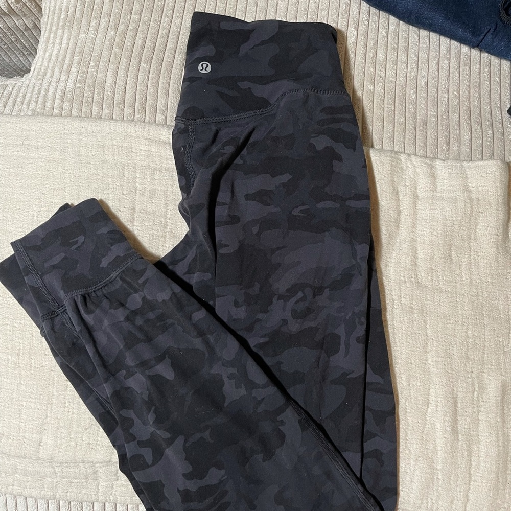 Lululemon joggers